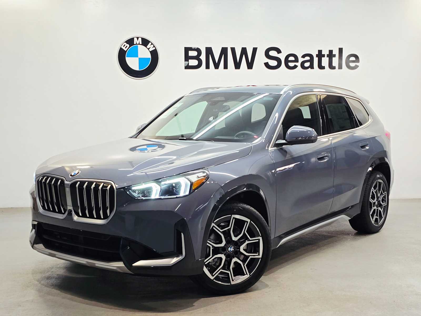Thumbnail: 2026 BMW X1 - 1