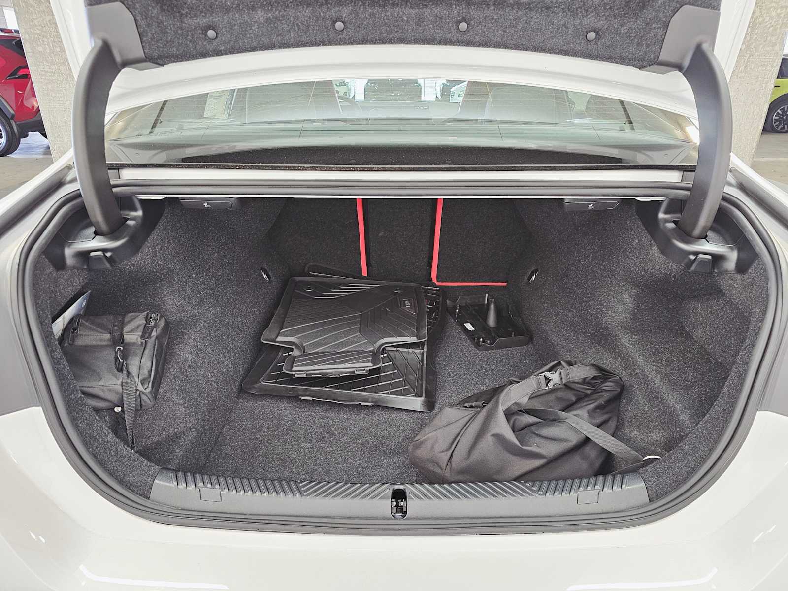 Thumbnail: 2026 BMW M5 - 28