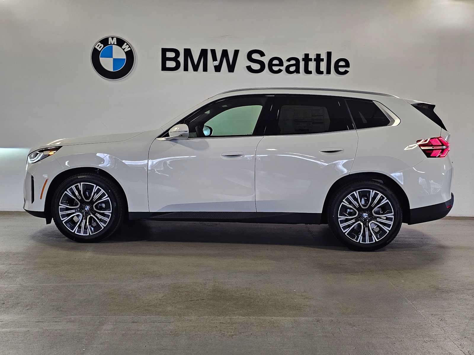 Thumbnail: 2026 BMW X3 - 3