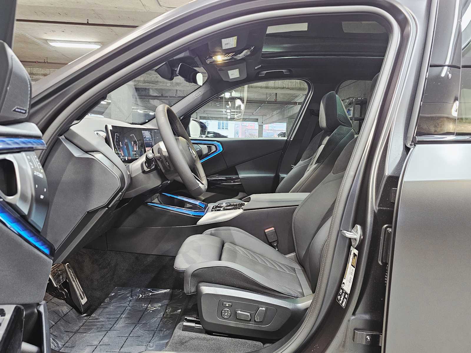 Thumbnail: 2026 BMW X3 - 23