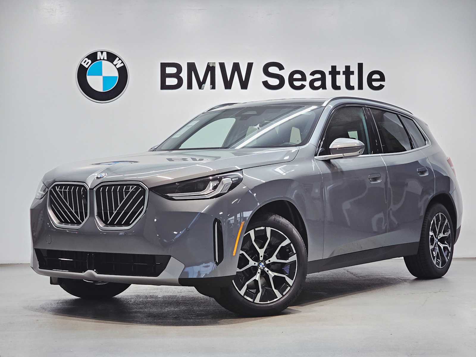 Thumbnail: 2026 BMW X3 - 1