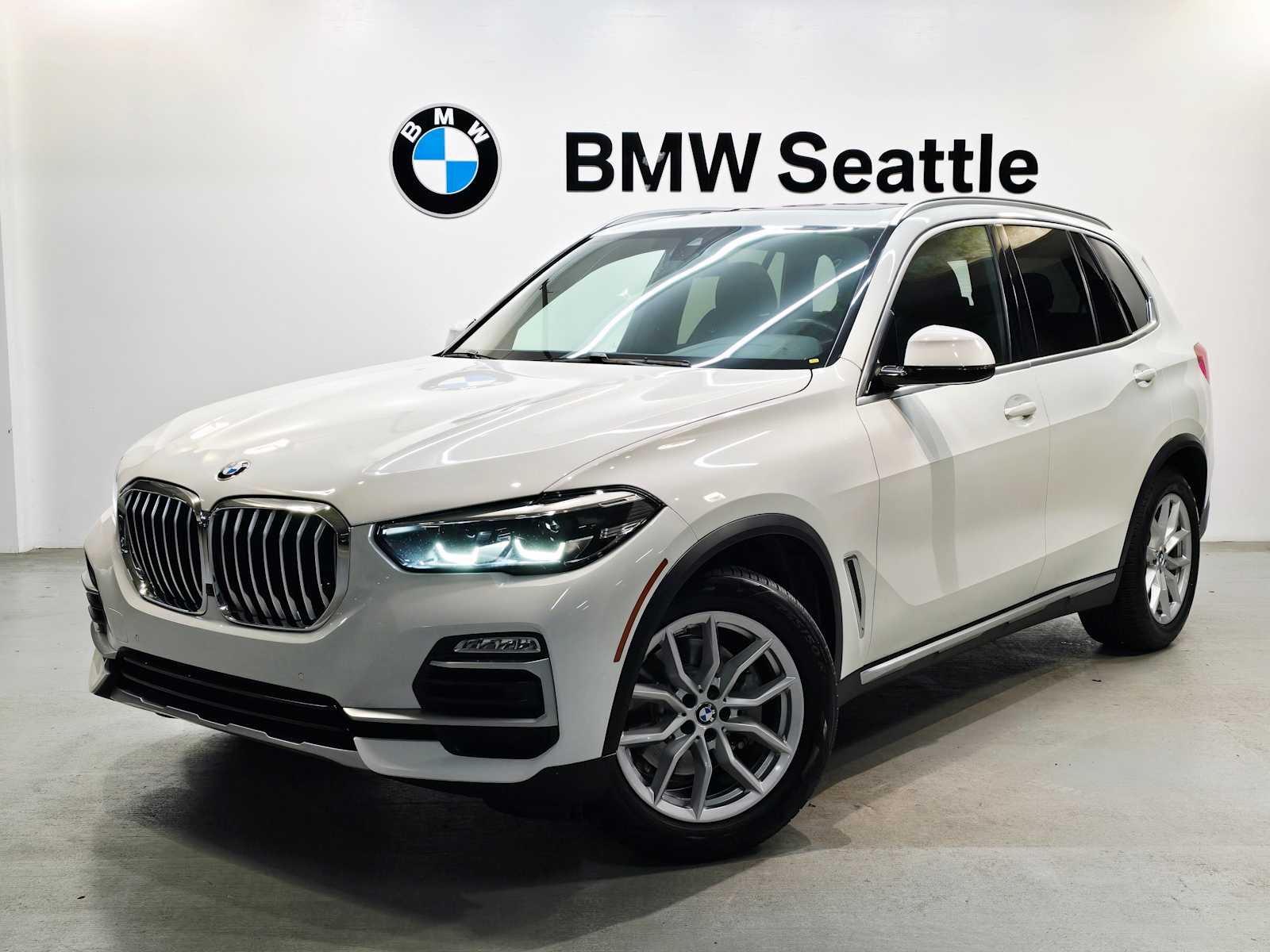 Thumbnail: 2020 BMW X5 - 1