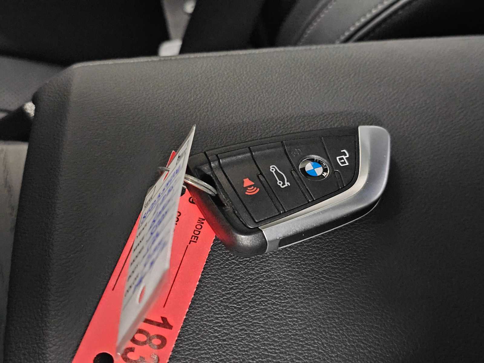 Thumbnail: 2025 BMW 3 Series - 45