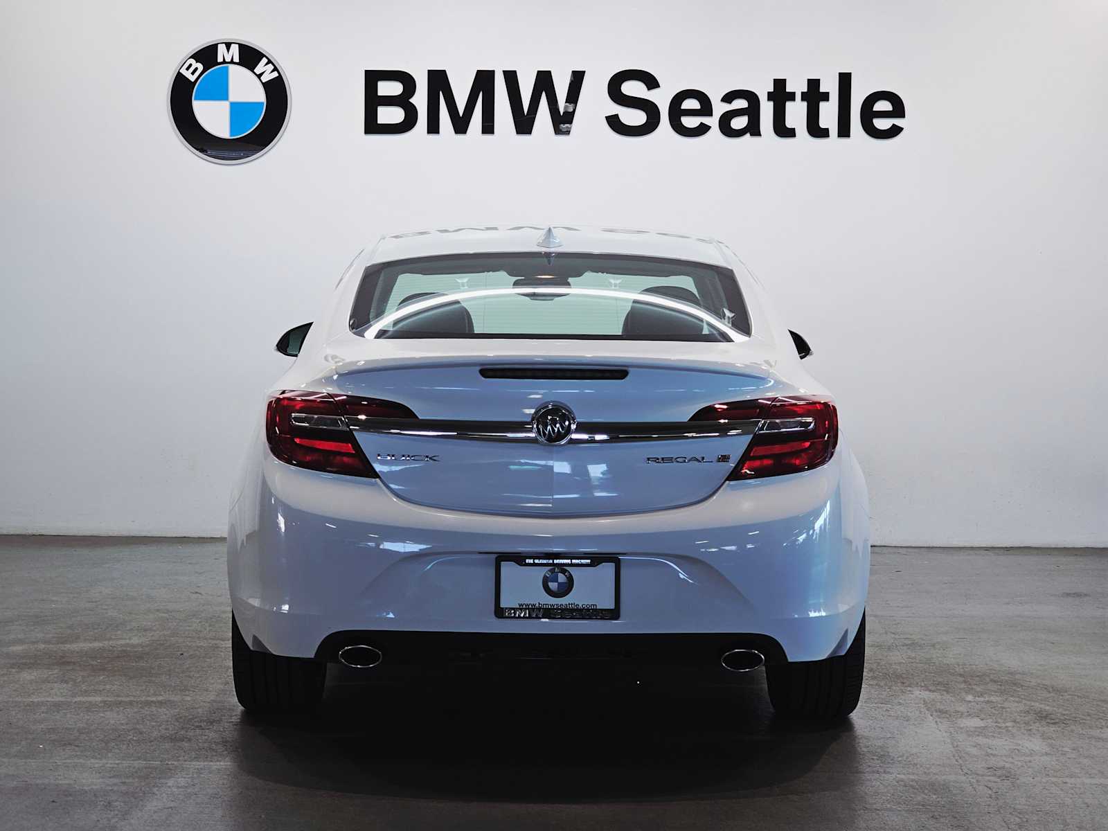 Thumbnail: 2017 Buick Regal - 5
