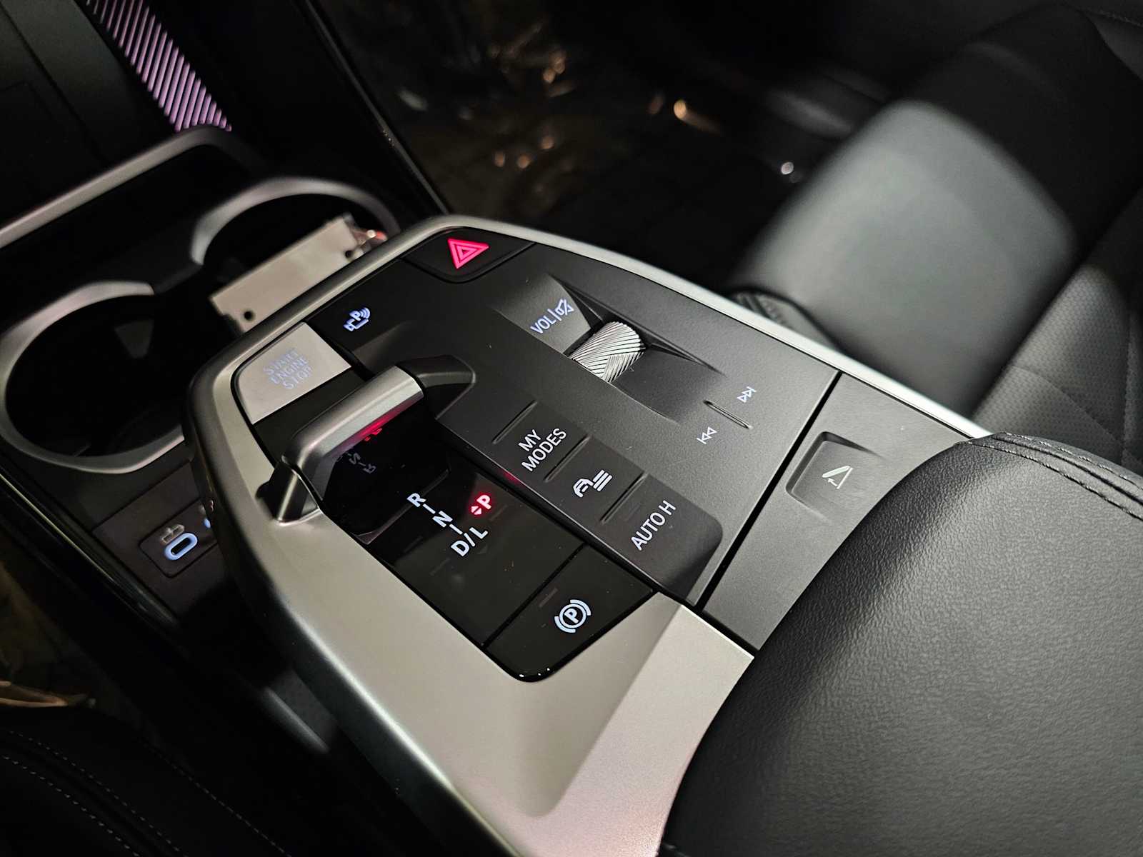 Thumbnail: 2025 BMW X1 - 19