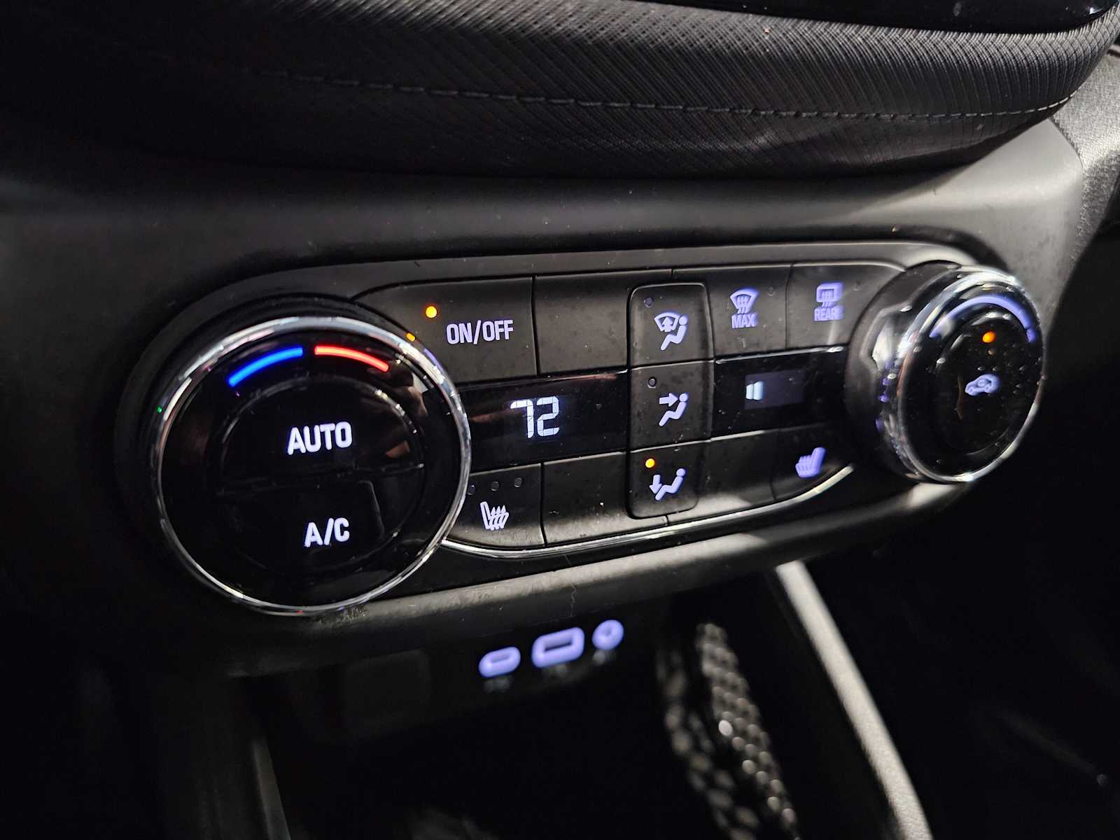 Thumbnail: 2022 Chevrolet TrailBlazer - 17