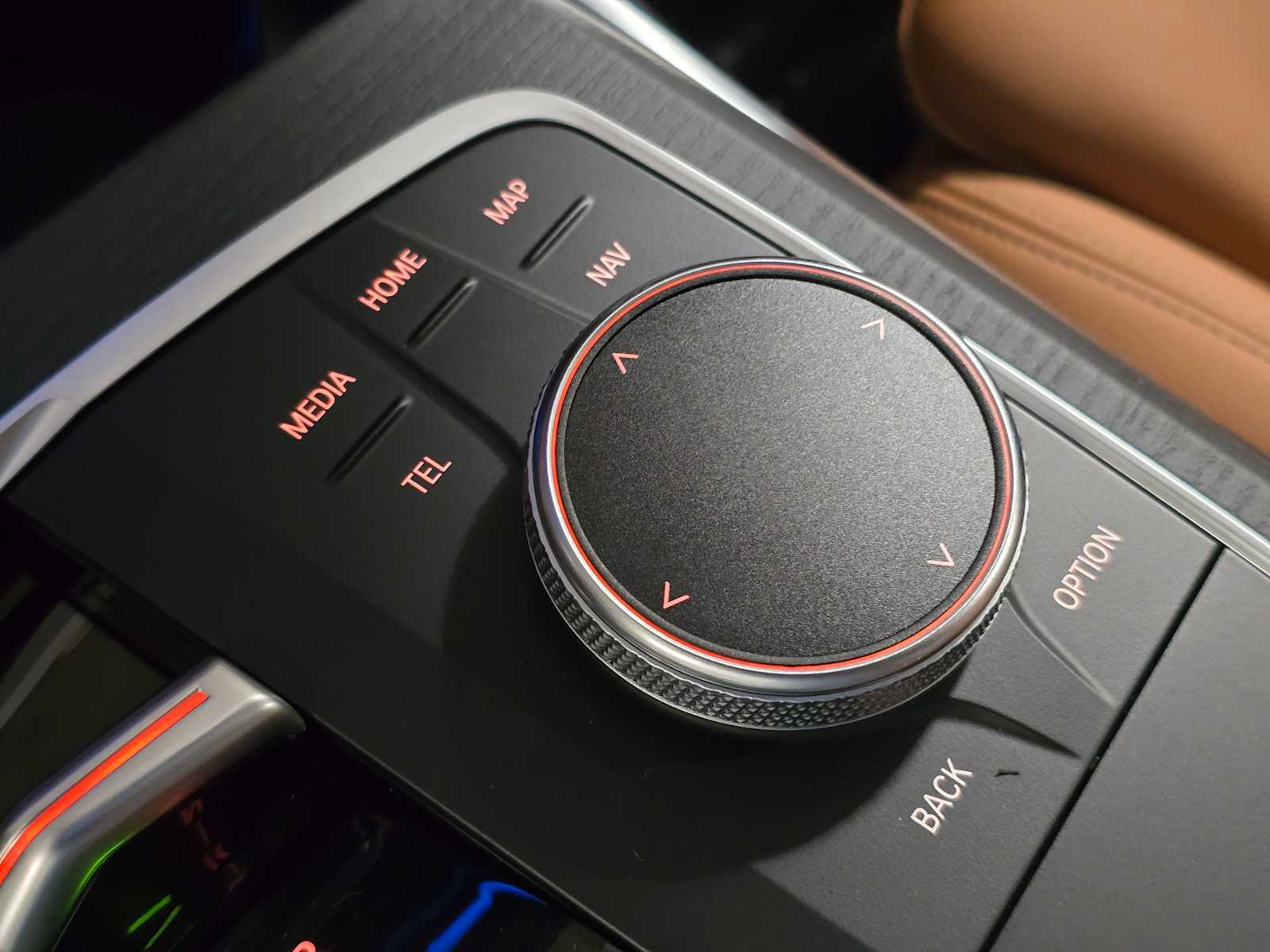 Thumbnail: 2025 BMW i4 - 17