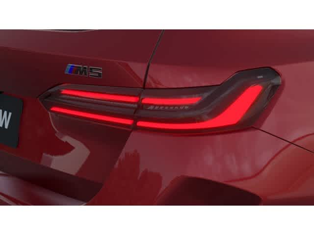 Thumbnail: 2027 BMW M5 - 8