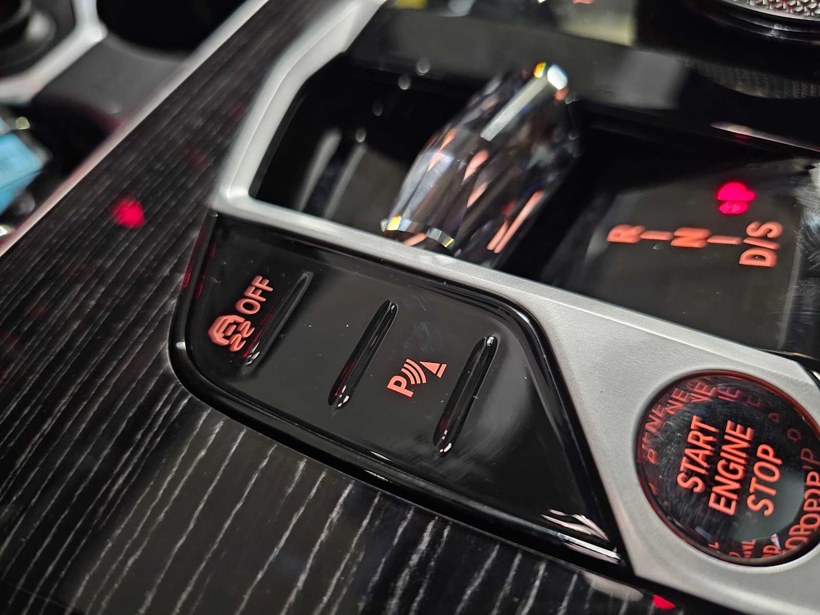 Thumbnail: 2026 BMW X7 - 22