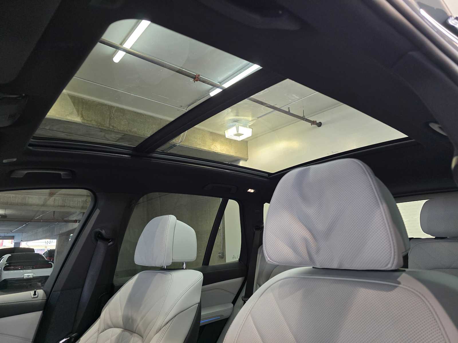 Thumbnail: 2026 BMW X5 - 25