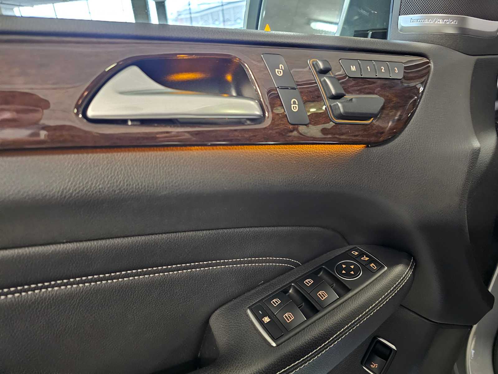 Thumbnail: 2014 Mercedes-Benz M-Class - 24