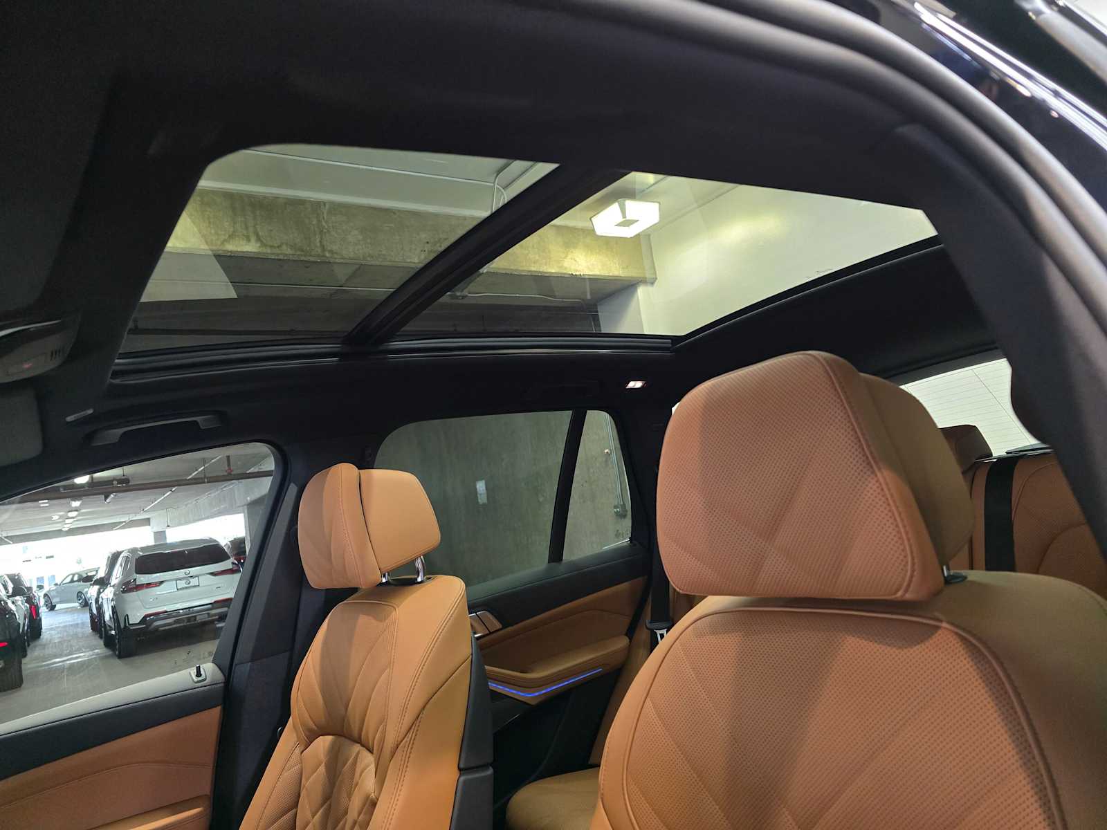 Thumbnail: 2026 BMW X5 - 25