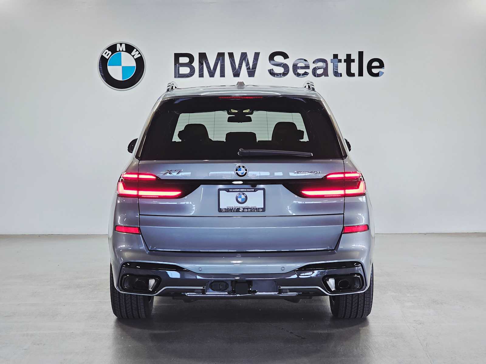 Thumbnail: 2026 BMW X7 - 5