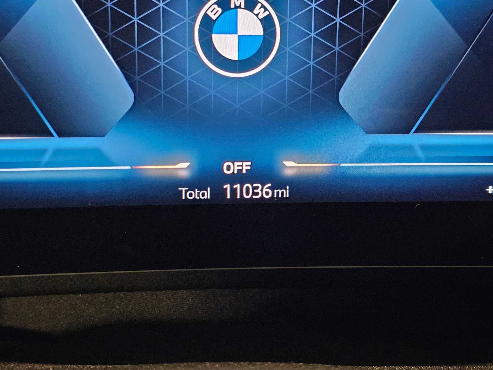 Thumbnail: 2025 BMW X1 - 12