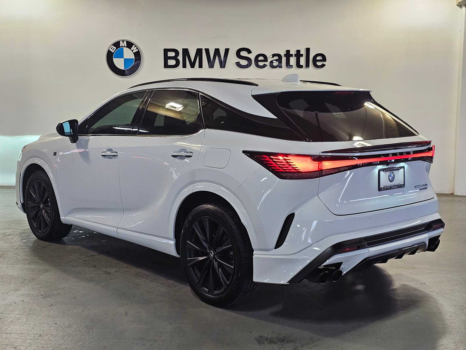 Thumbnail: 2024 Lexus RX - 4