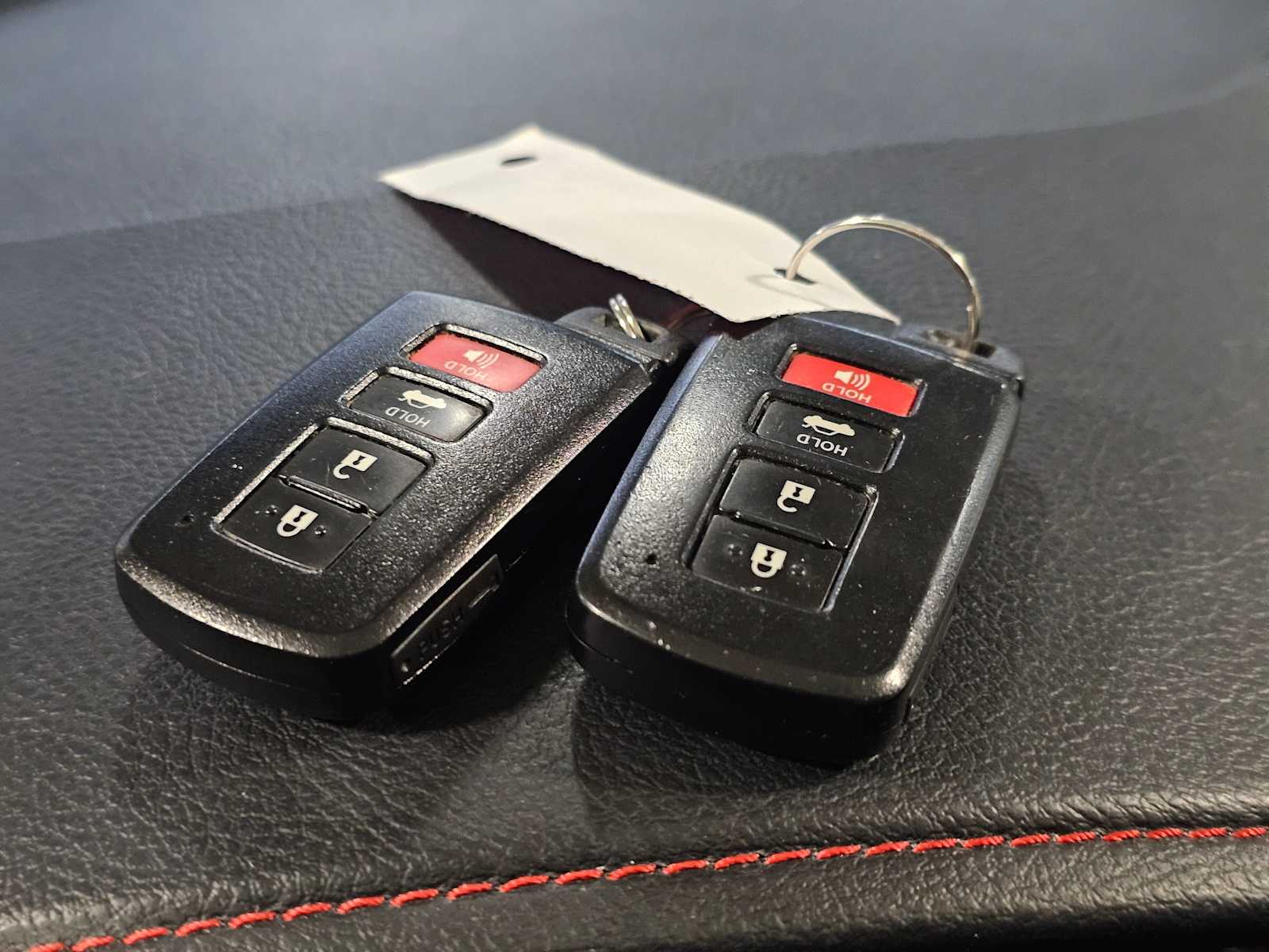 Thumbnail: 2016 Toyota Camry - 41