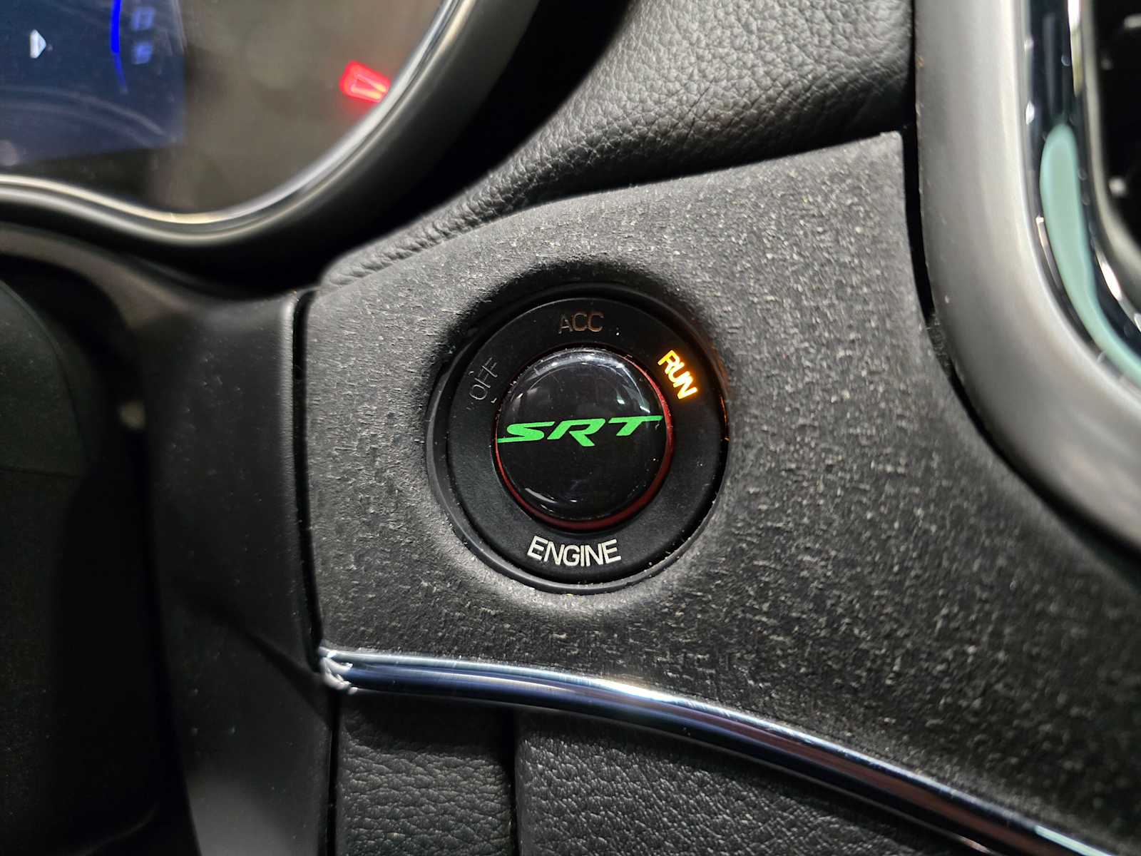 Thumbnail: 2015 Jeep Grand Cherokee - 23