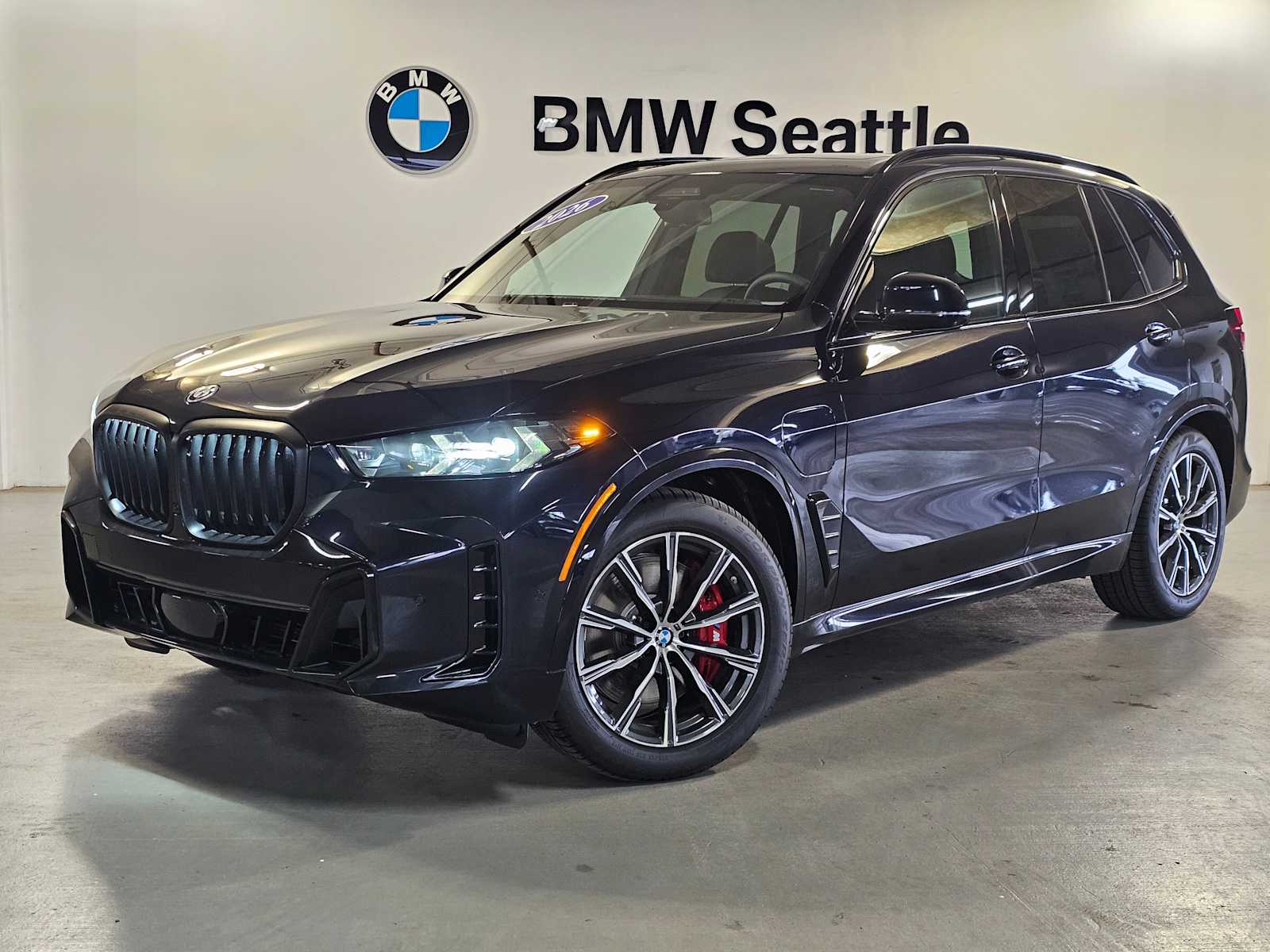 Thumbnail: 2026 BMW X5 - 1