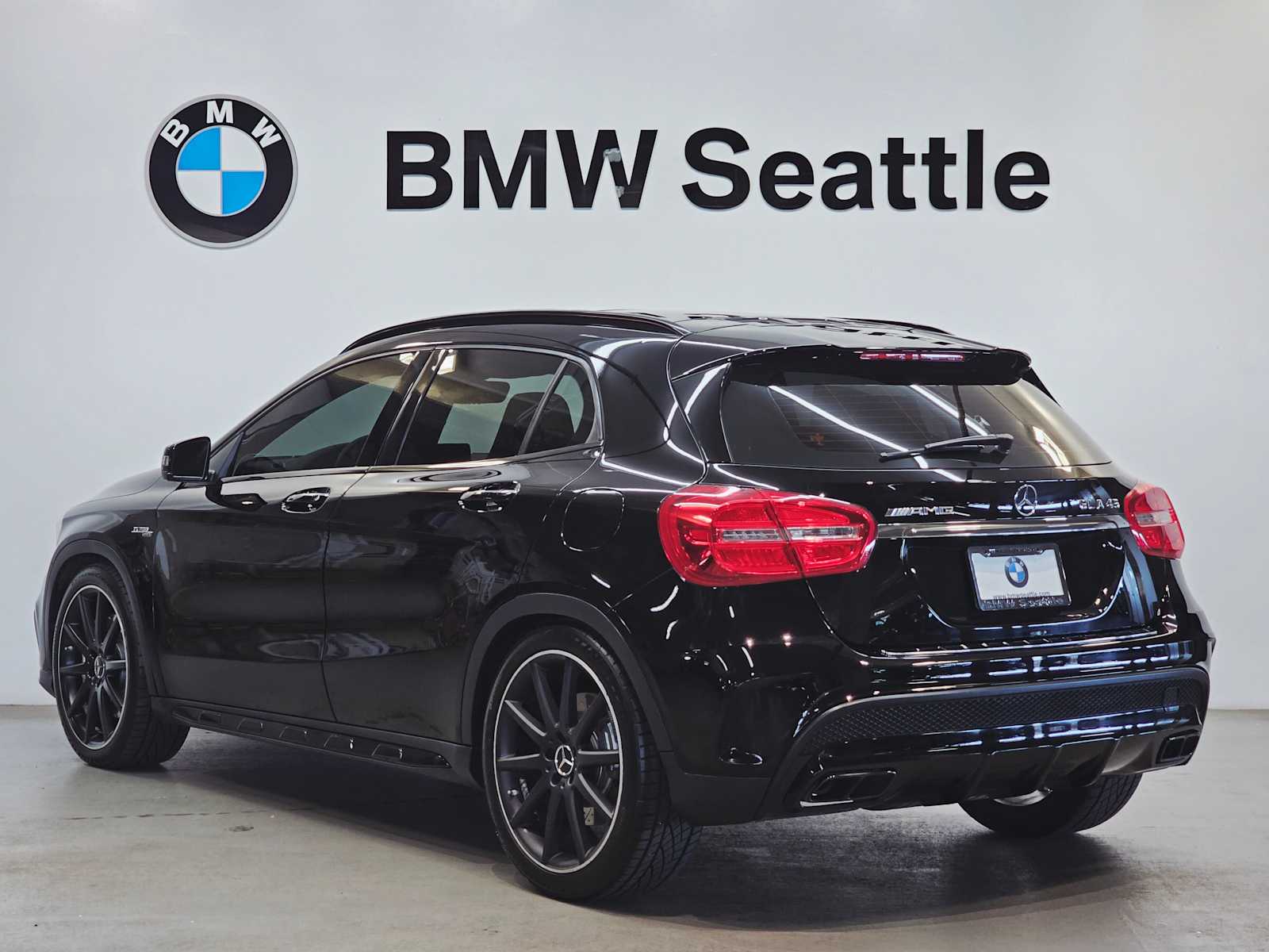 Thumbnail: 2016 Mercedes-Benz GLA - 4