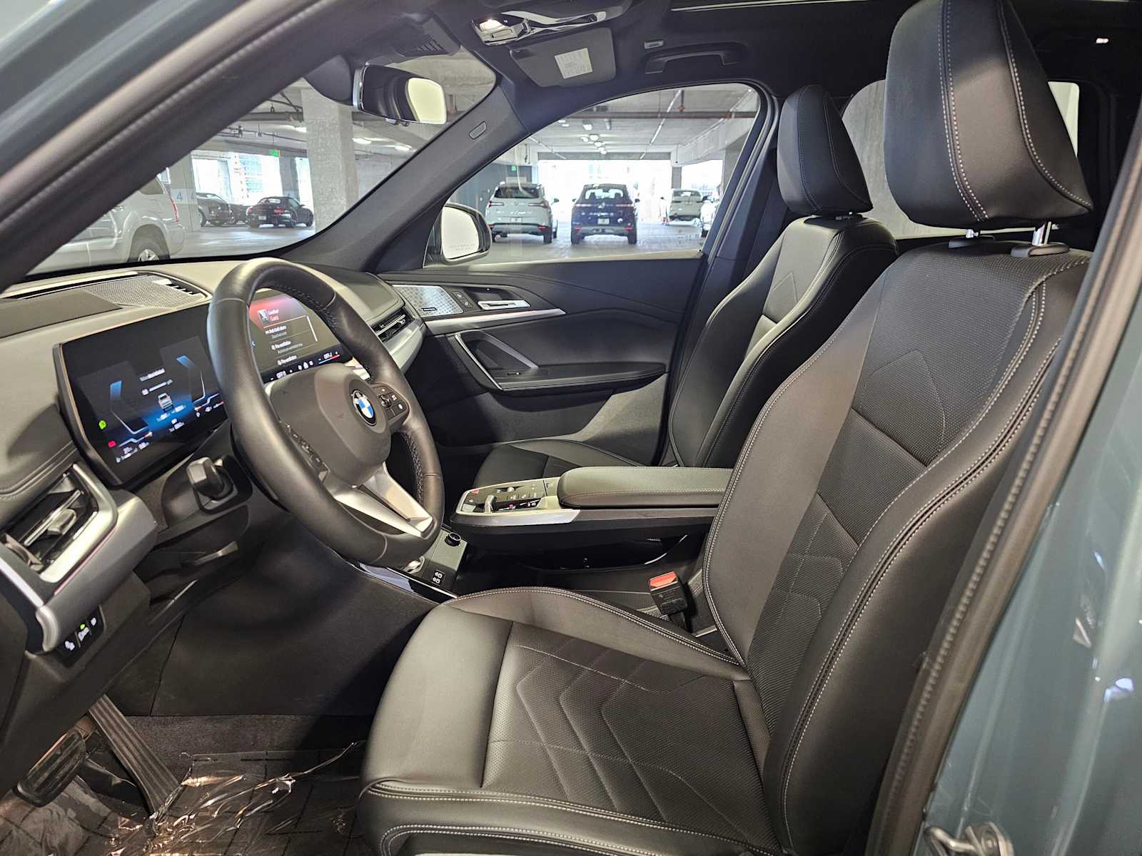 Thumbnail: 2025 BMW X1 - 30