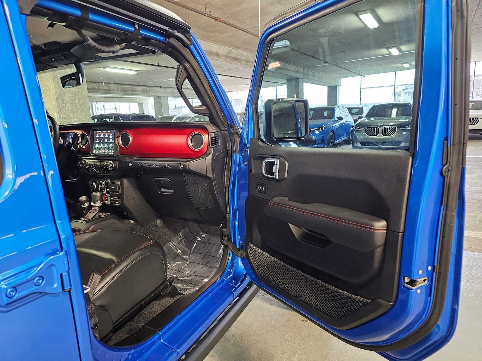 Thumbnail: 2023 Jeep Wrangler - 35