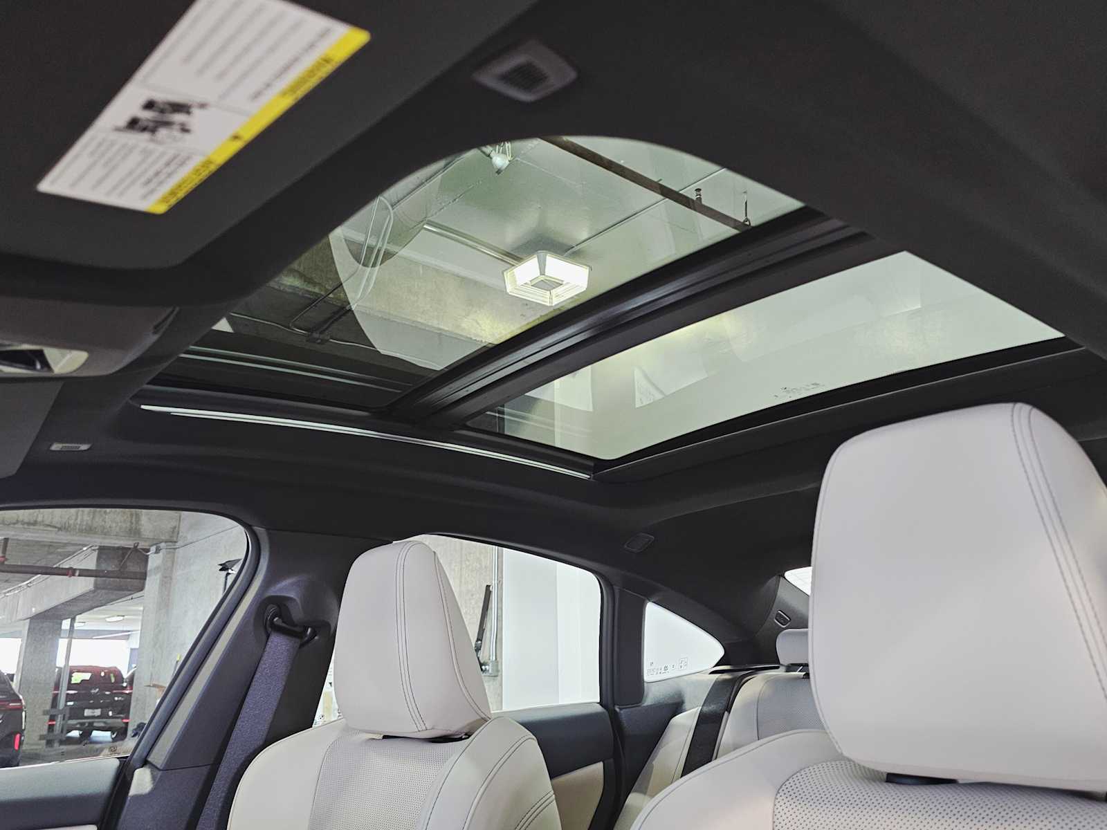 Thumbnail: 2025 BMW 2 Series - 24