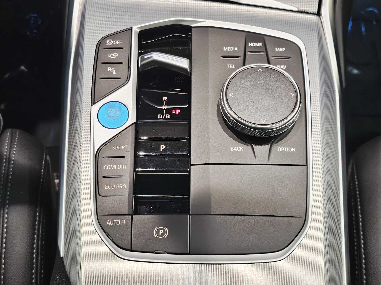 Thumbnail: 2023 BMW i4 - 18