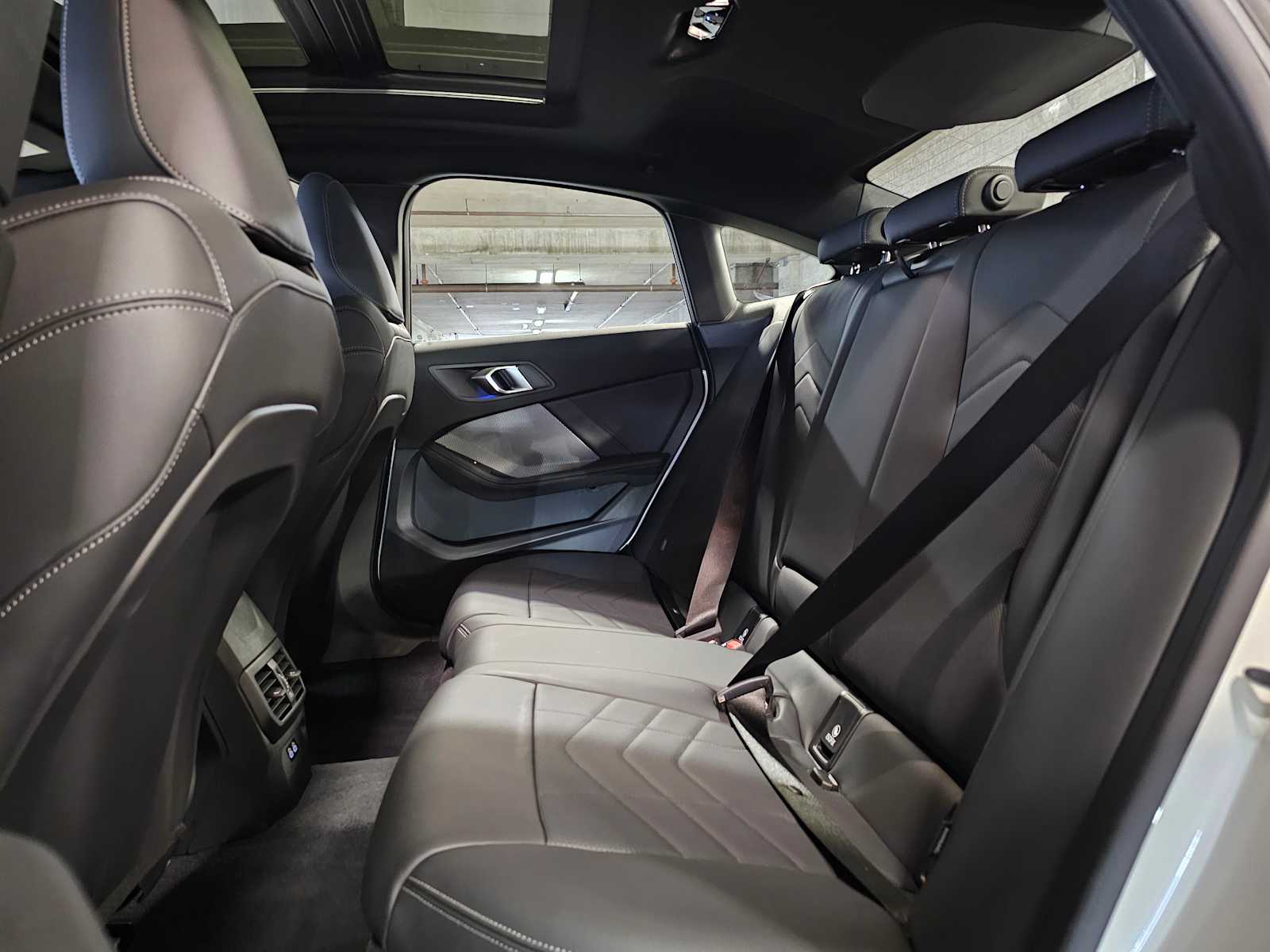 Thumbnail: 2025 BMW 2 Series - 21