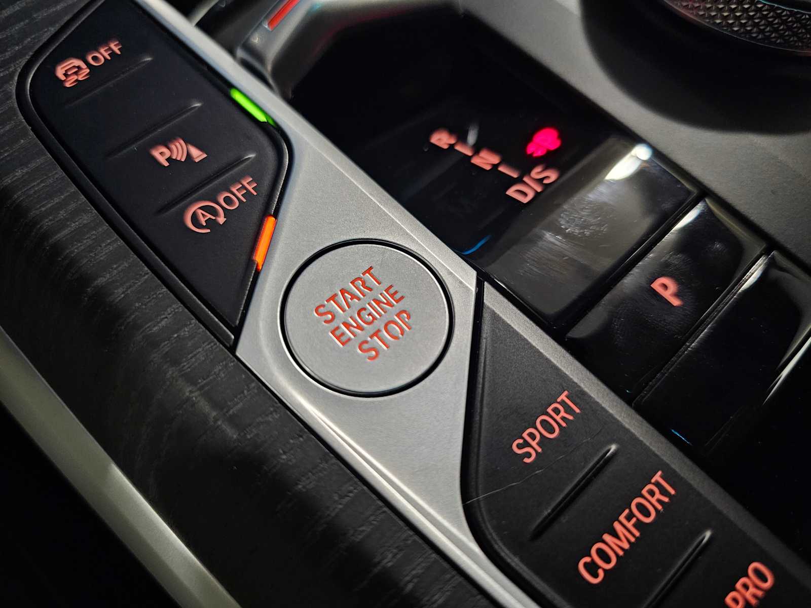 Thumbnail: 2025 BMW 3 Series - 28