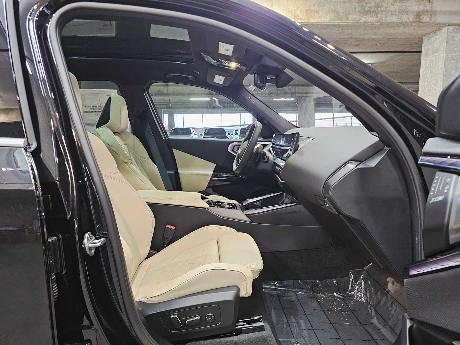 Thumbnail: 2026 BMW X3 - 27