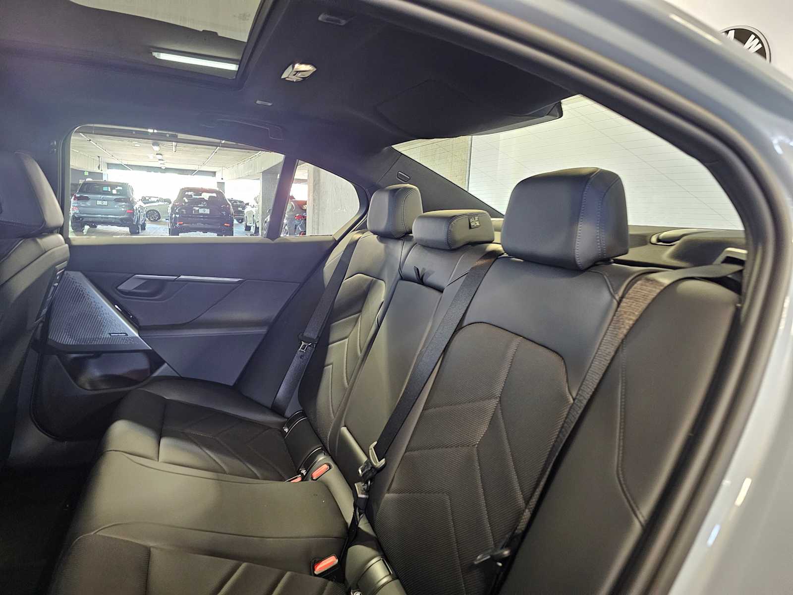 Thumbnail: 2026 BMW 5 Series - 34