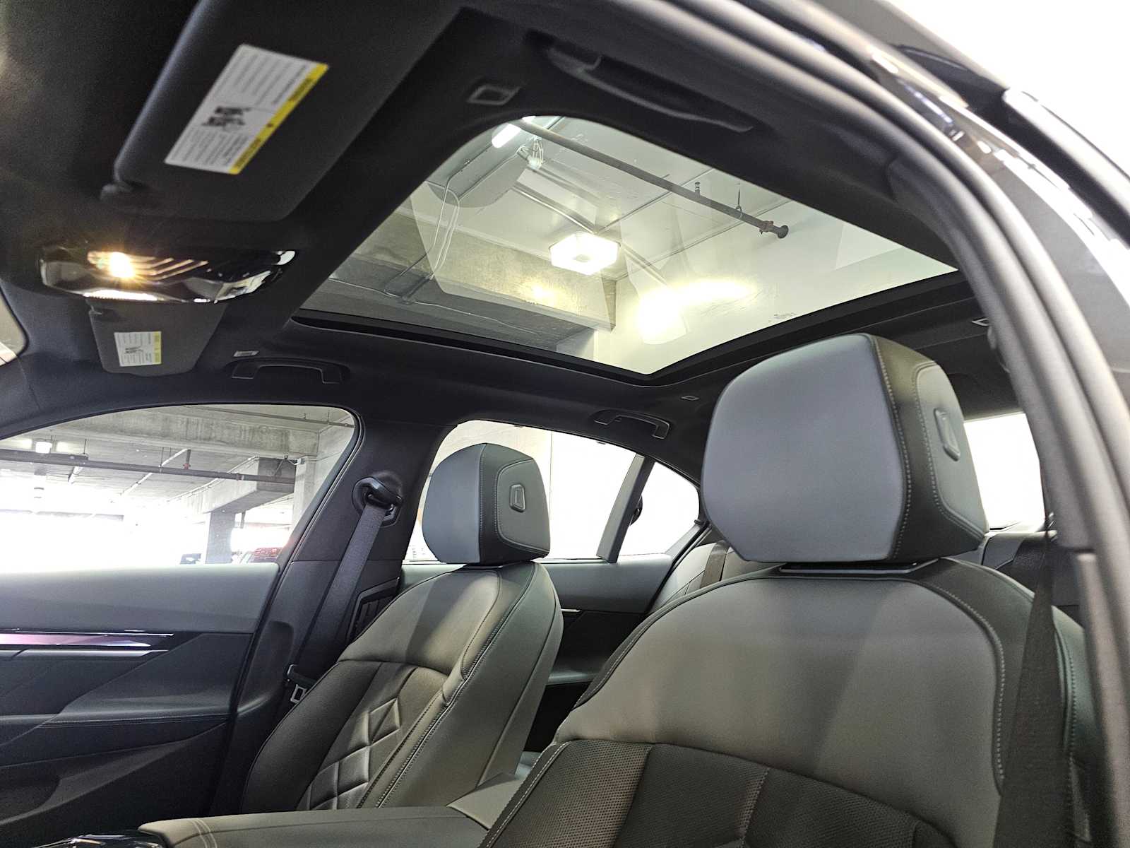 Thumbnail: 2026 BMW i5 - 24