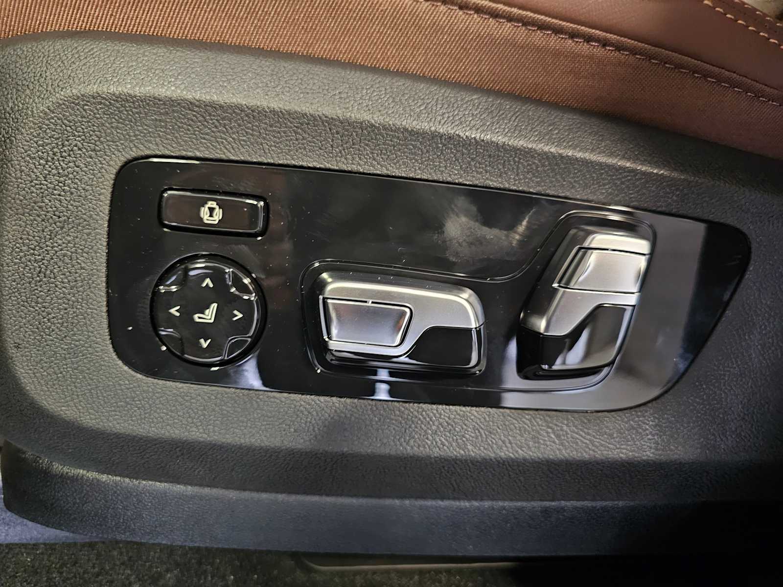 Thumbnail: 2026 BMW X5 - 29