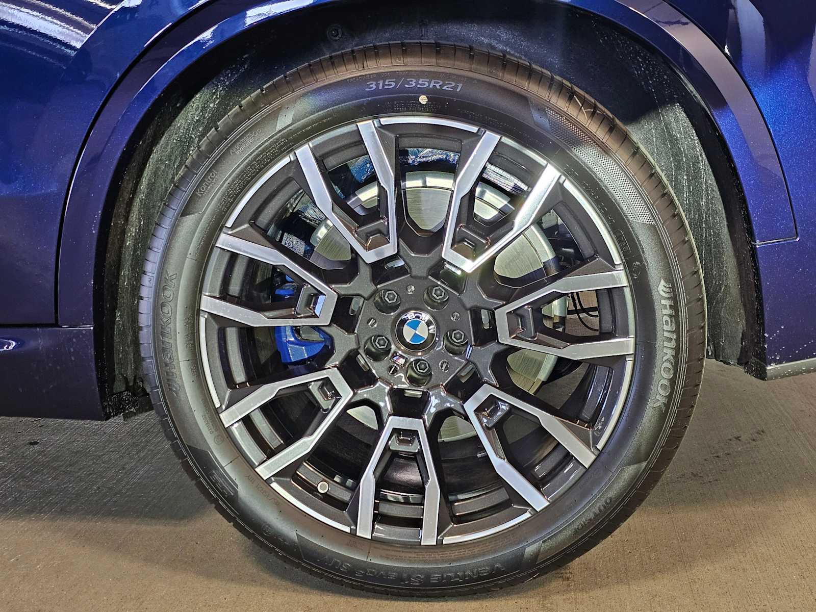 Thumbnail: 2026 BMW X5 - 8