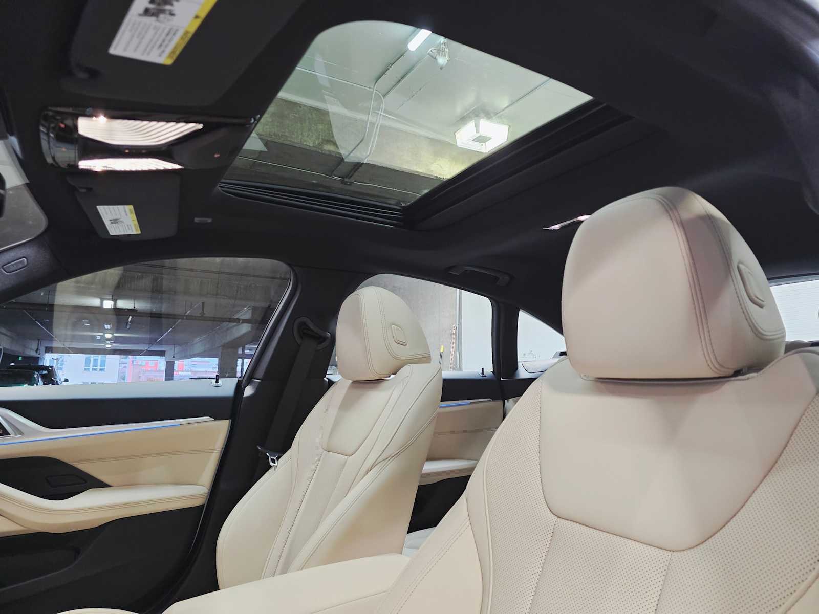 Thumbnail: 2025 BMW i4 - 24