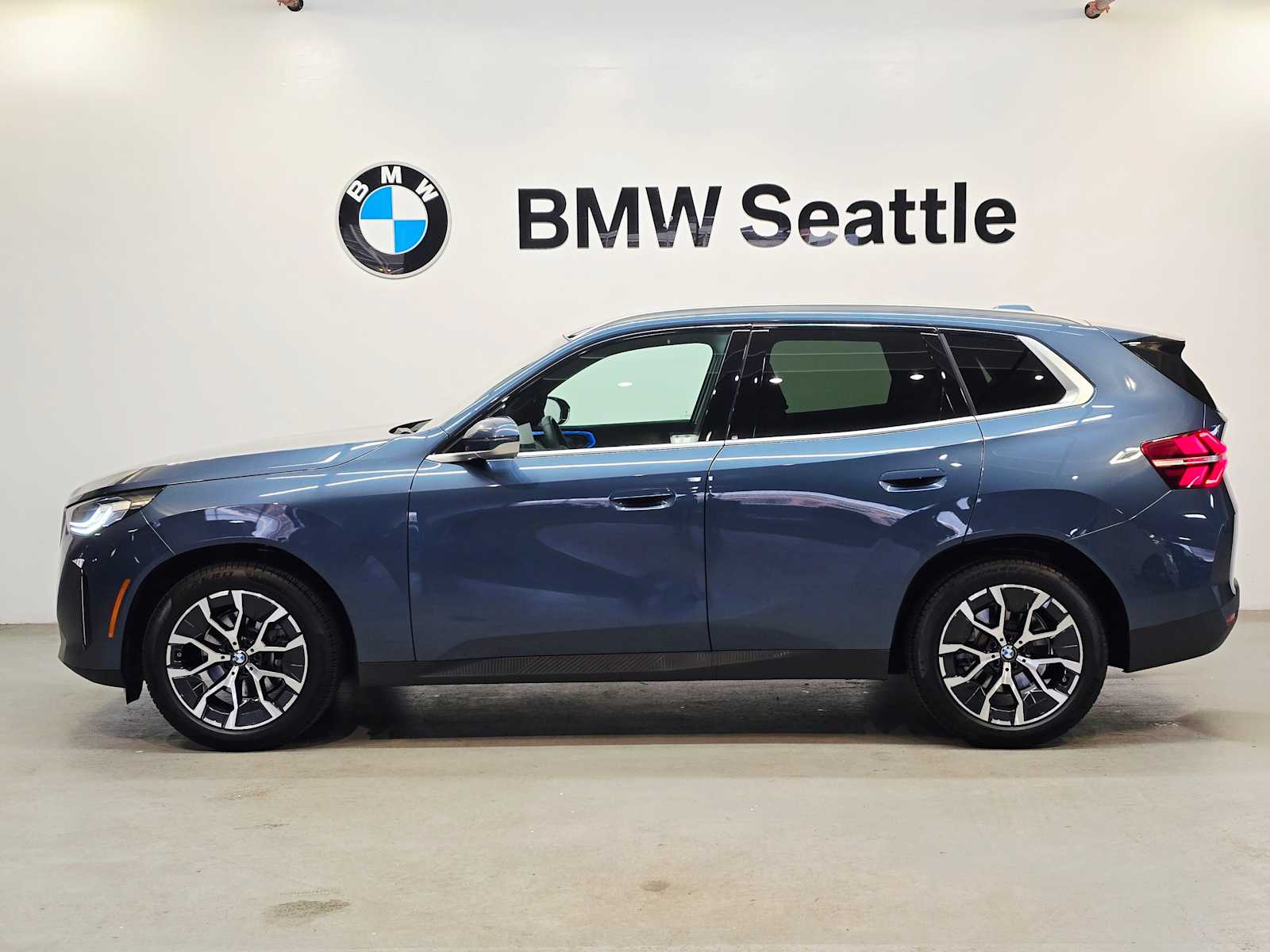 Thumbnail: 2025 BMW X3 - 3