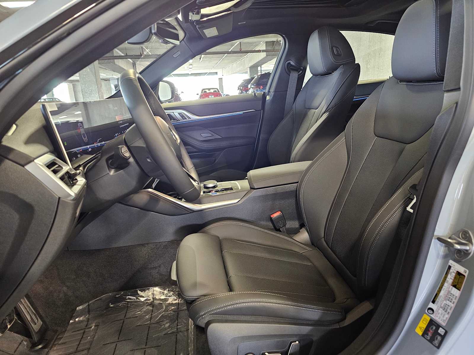 Thumbnail: 2026 BMW i4 - 32