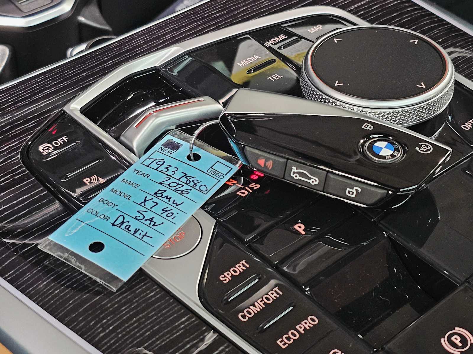 Thumbnail: 2026 BMW X7 - 31