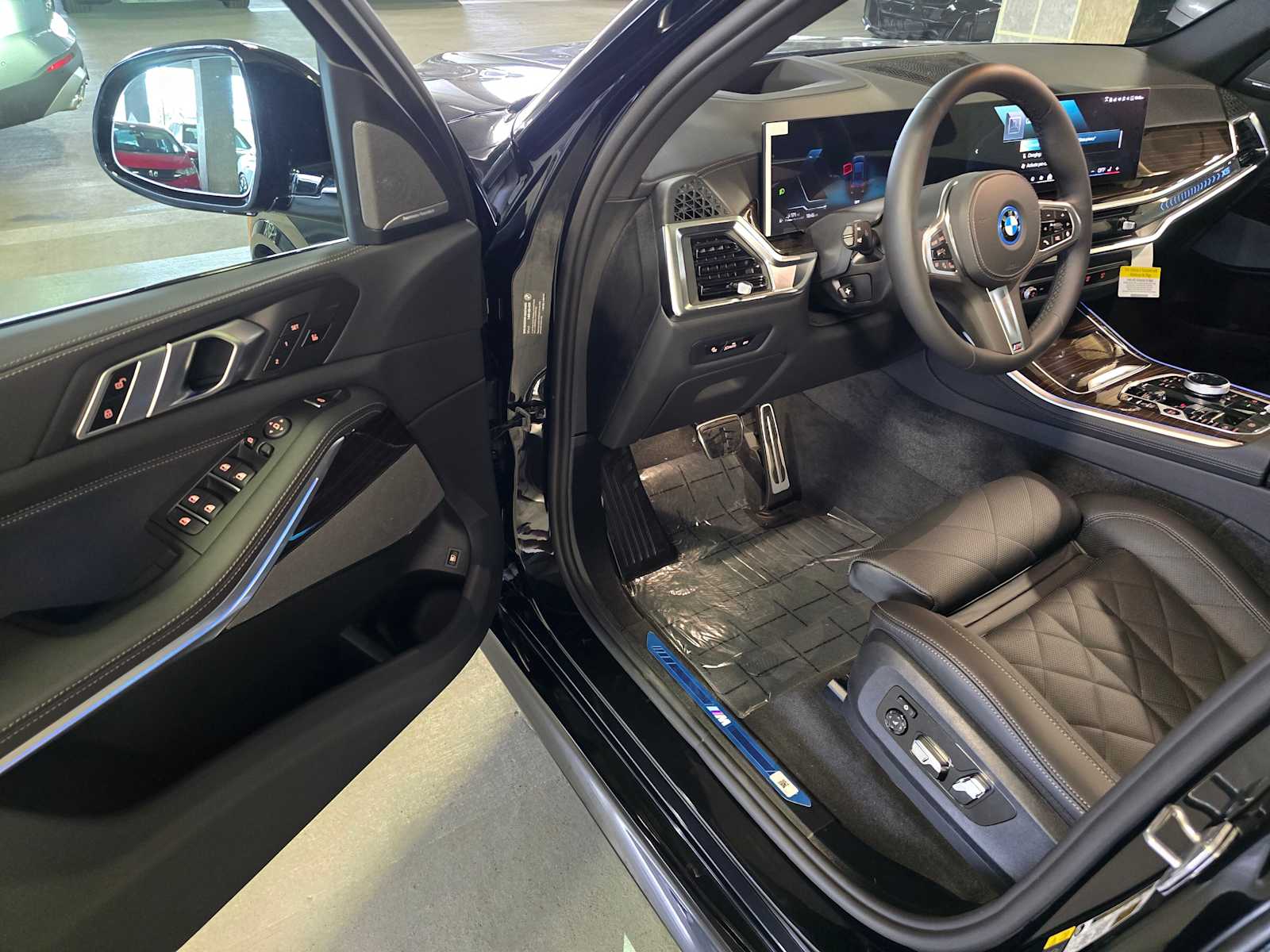 Thumbnail: 2026 BMW X5 - 26
