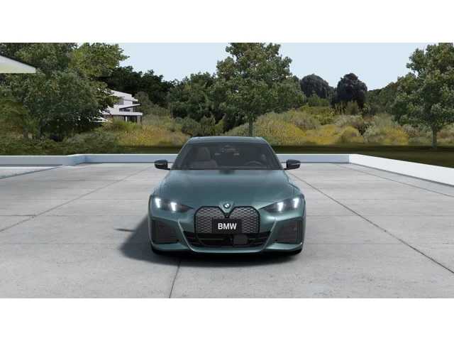 Thumbnail: 2026 BMW i4 - 3