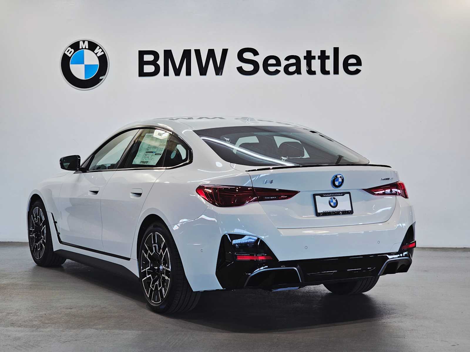 Thumbnail: 2025 BMW i4 - 4