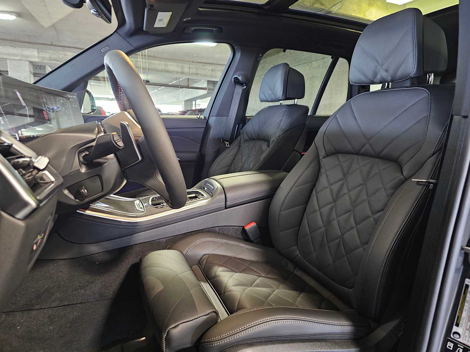 Thumbnail: 2026 BMW X5 - 32