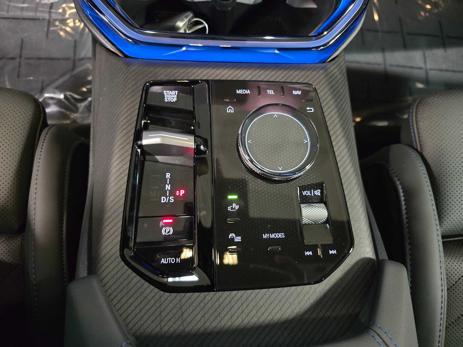 Thumbnail: 2026 BMW X3 - 21