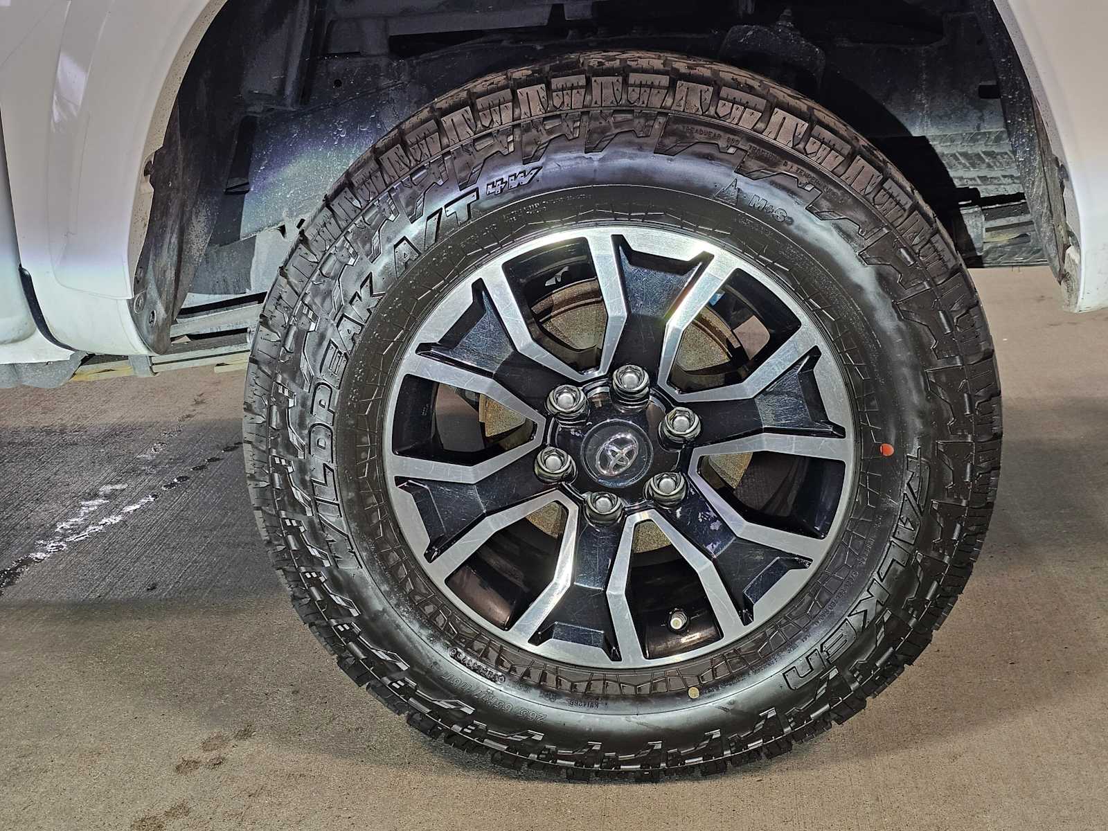 Thumbnail: 2021 Toyota Tacoma - 8