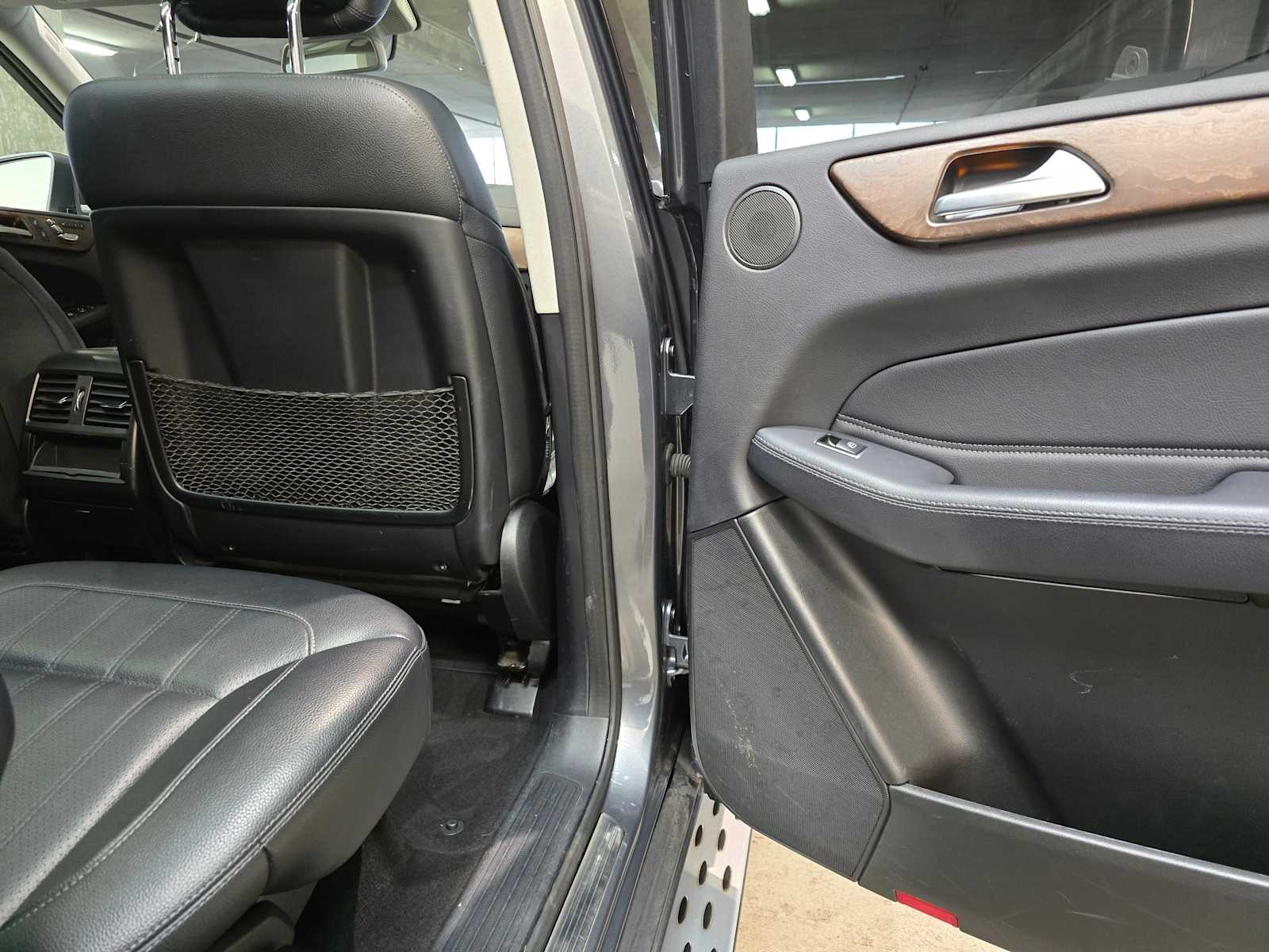 Thumbnail: 2017 Mercedes-Benz GLS - 30