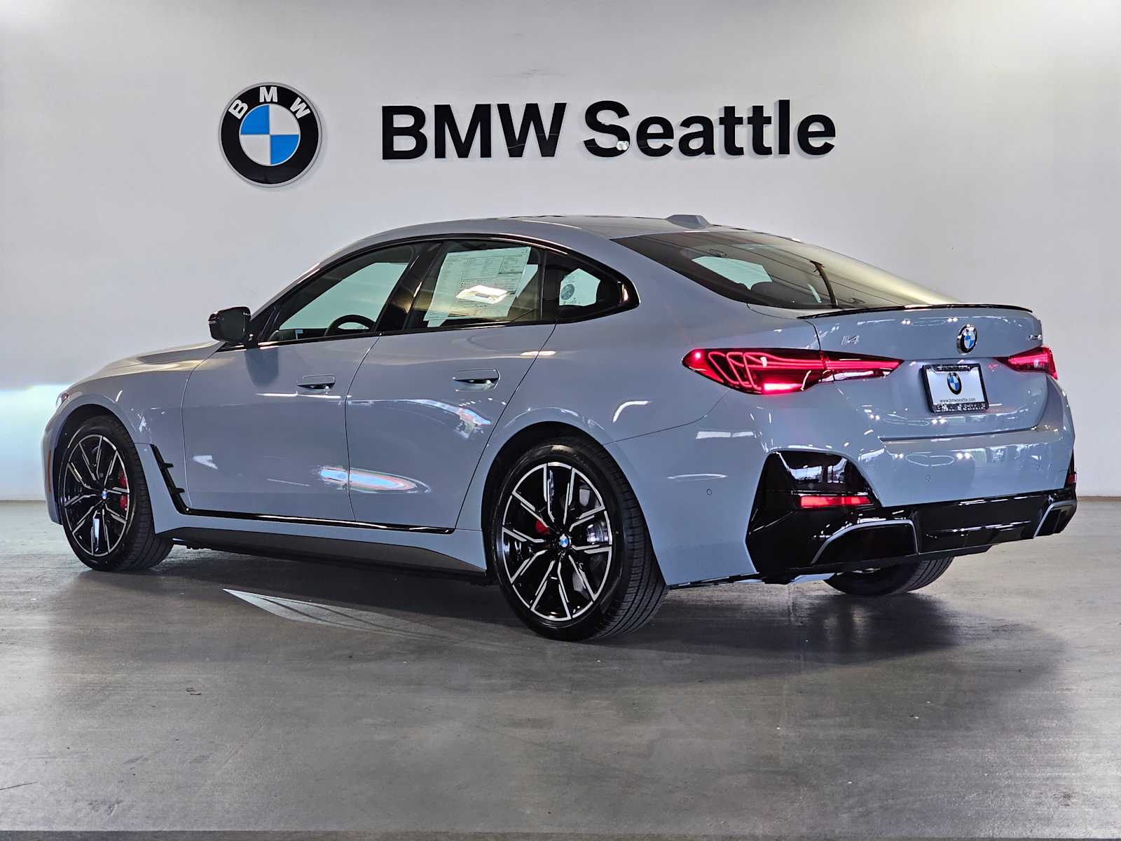 Thumbnail: 2026 BMW i4 - 4