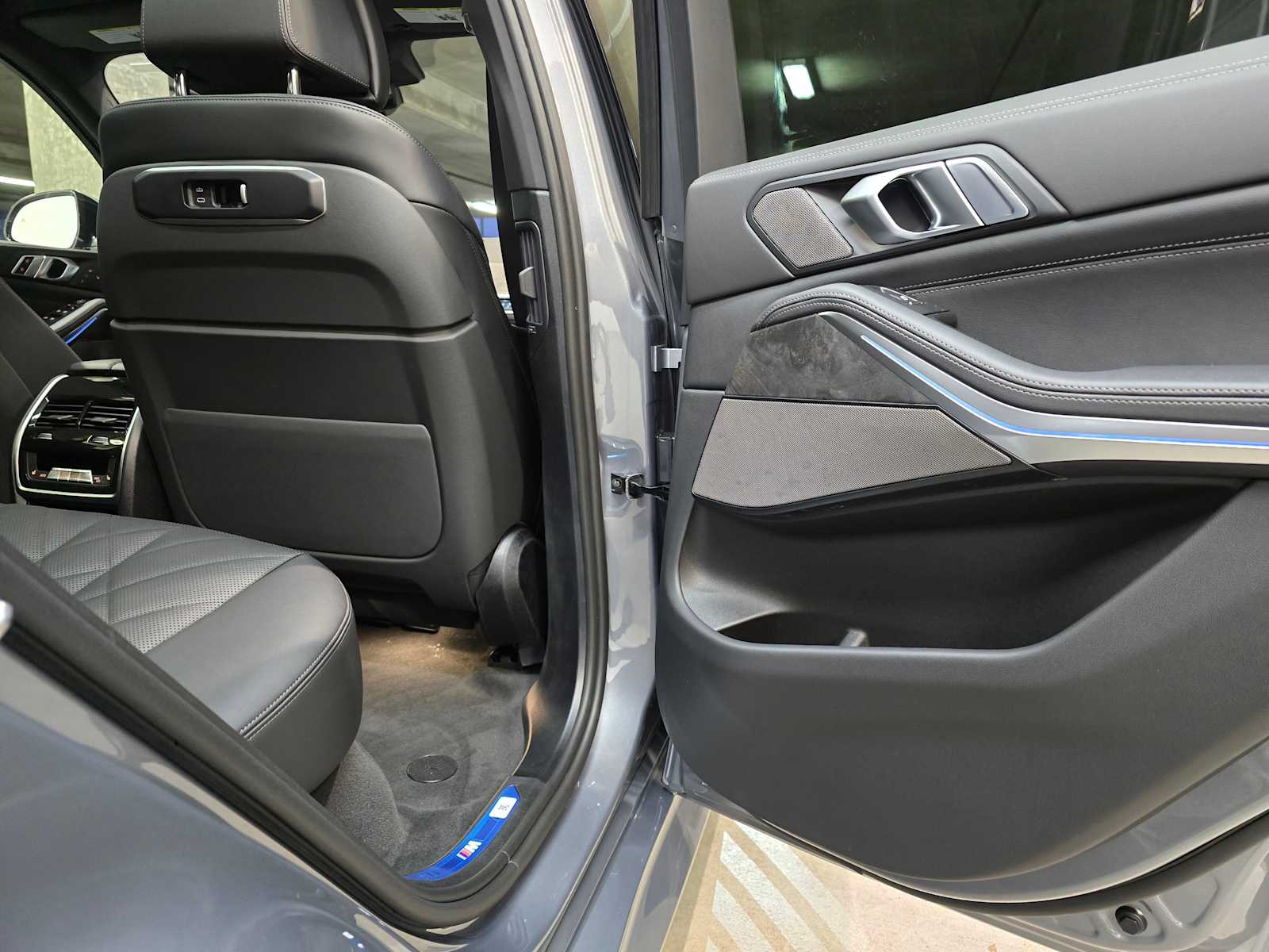 Thumbnail: 2026 BMW X5 - 29