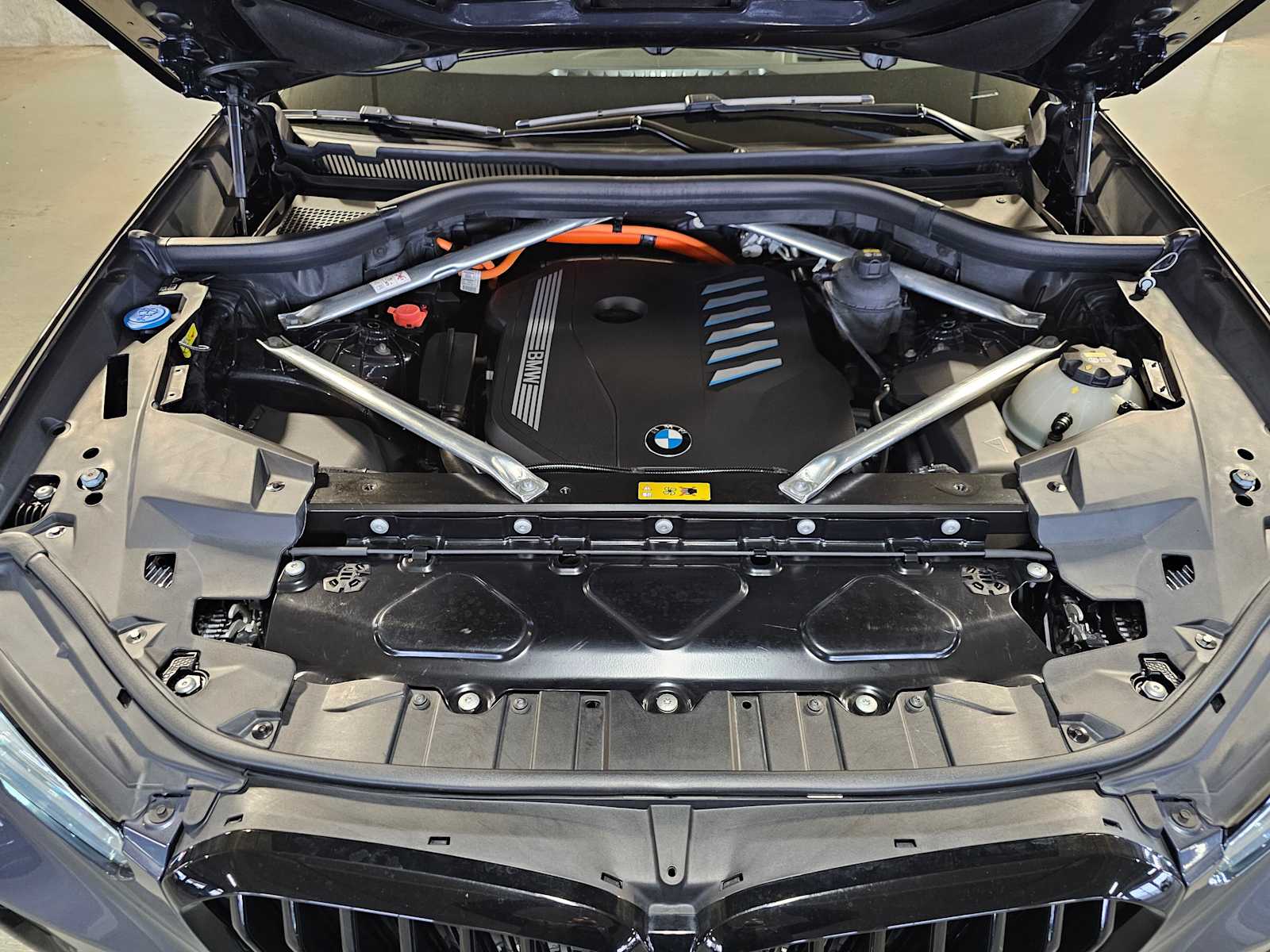 Thumbnail: 2022 BMW X5 - 9