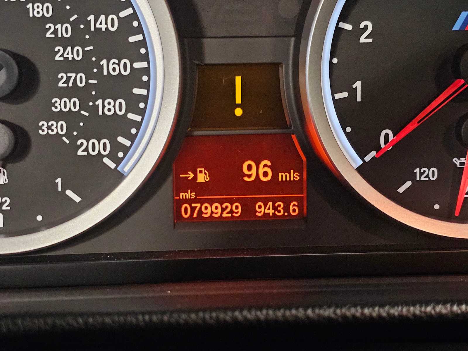 Thumbnail: 2011 BMW M3 - 13