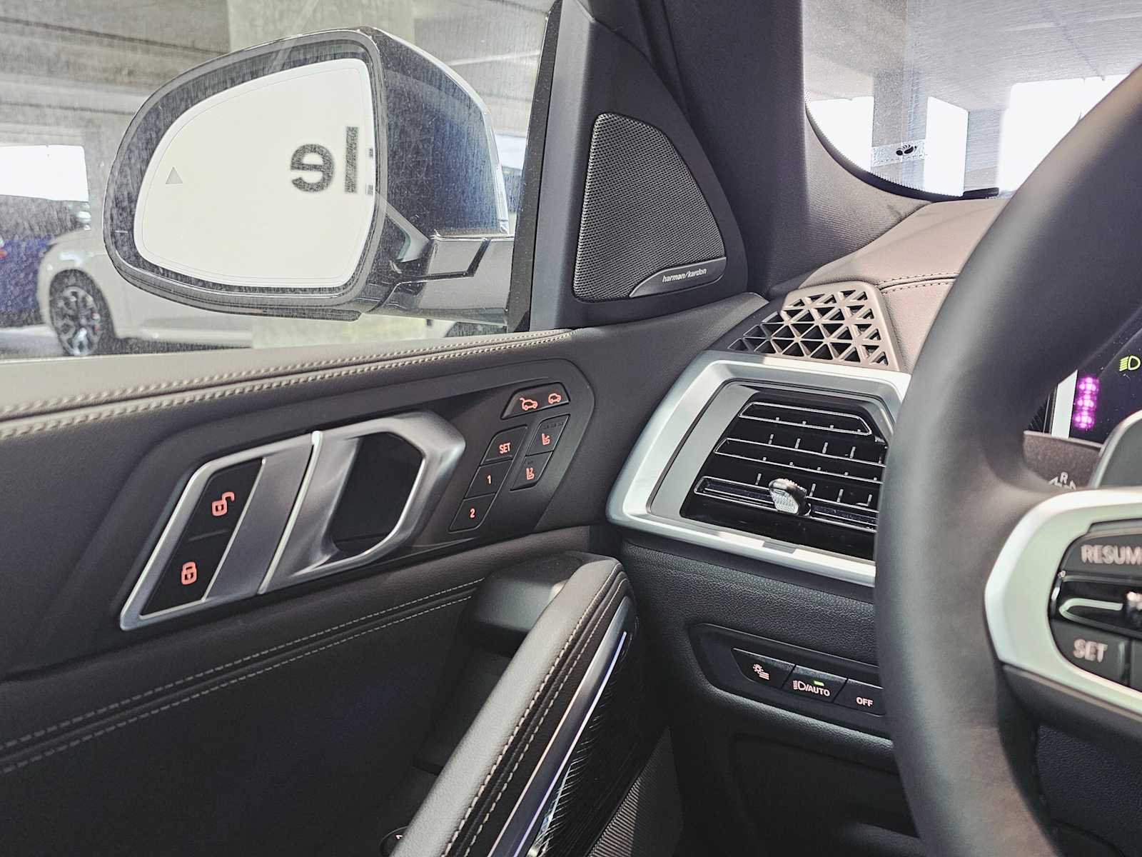 Thumbnail: 2026 BMW X6 - 22